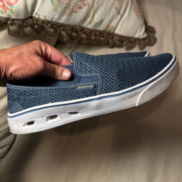 Columbia Men's Dark Blue Deck Shoes for lakes, ocean, fishing. Seldom worn. - Picture 5 of 6